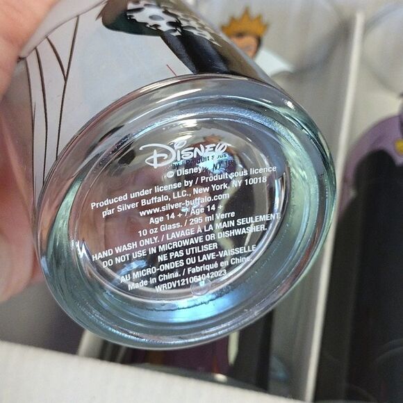 Disney Villains CharactersâPrints 10oz Tumbler Glassware Set of 4 NWT - Picture 15 of 17